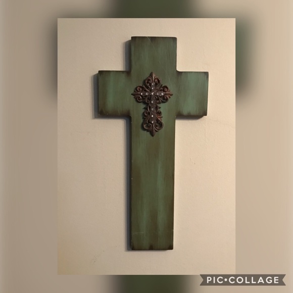 Kirklands Decorative Wooden Cross / Color Green - Picture 2 of 4
